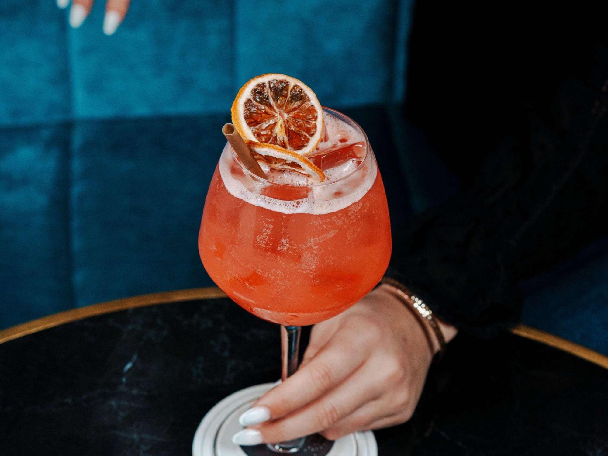 永河畔拉罗什中心美居酒店 外观 照片